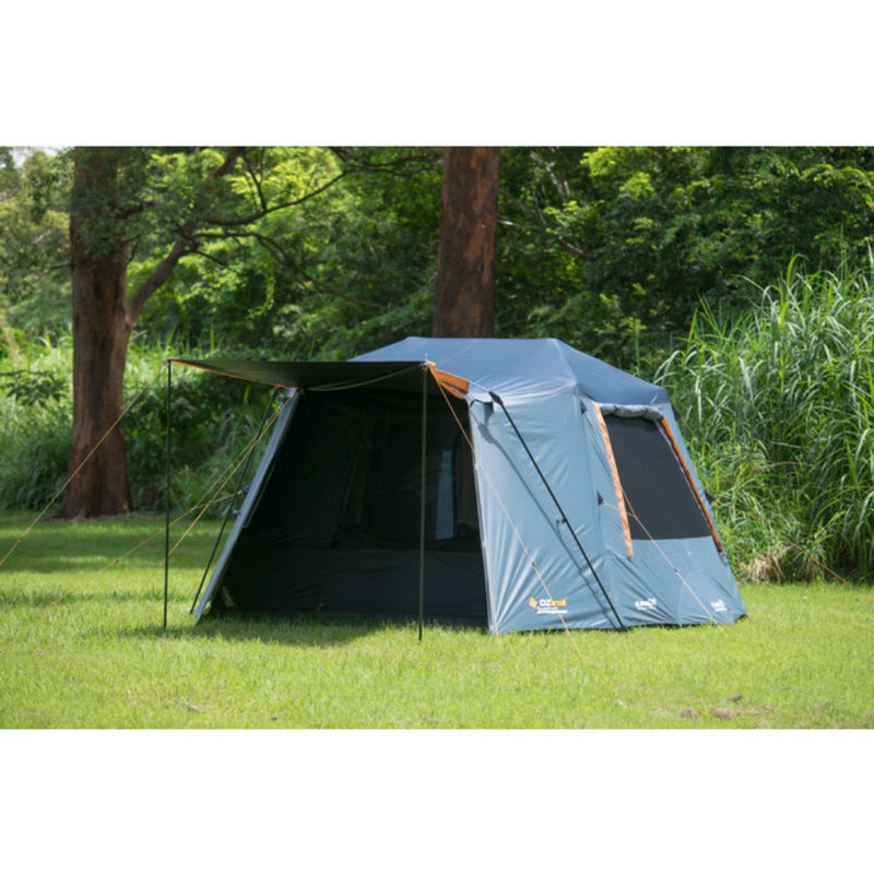 OZtrail Fast Frame Blockout Lumos 6P Tent